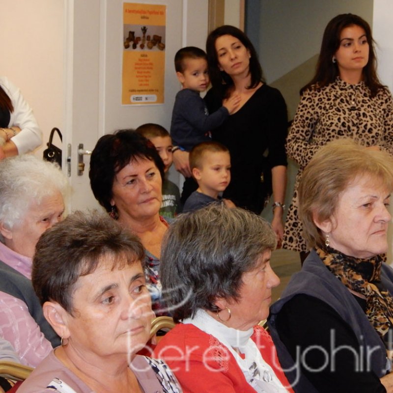 A berettyóújfalui papírfonó kör kiállítása 14